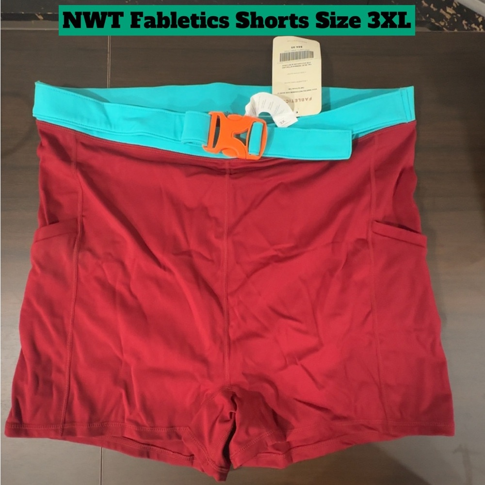 NWT Fabletics Red/burgundy & teal Shorts with pockets Size 3XL